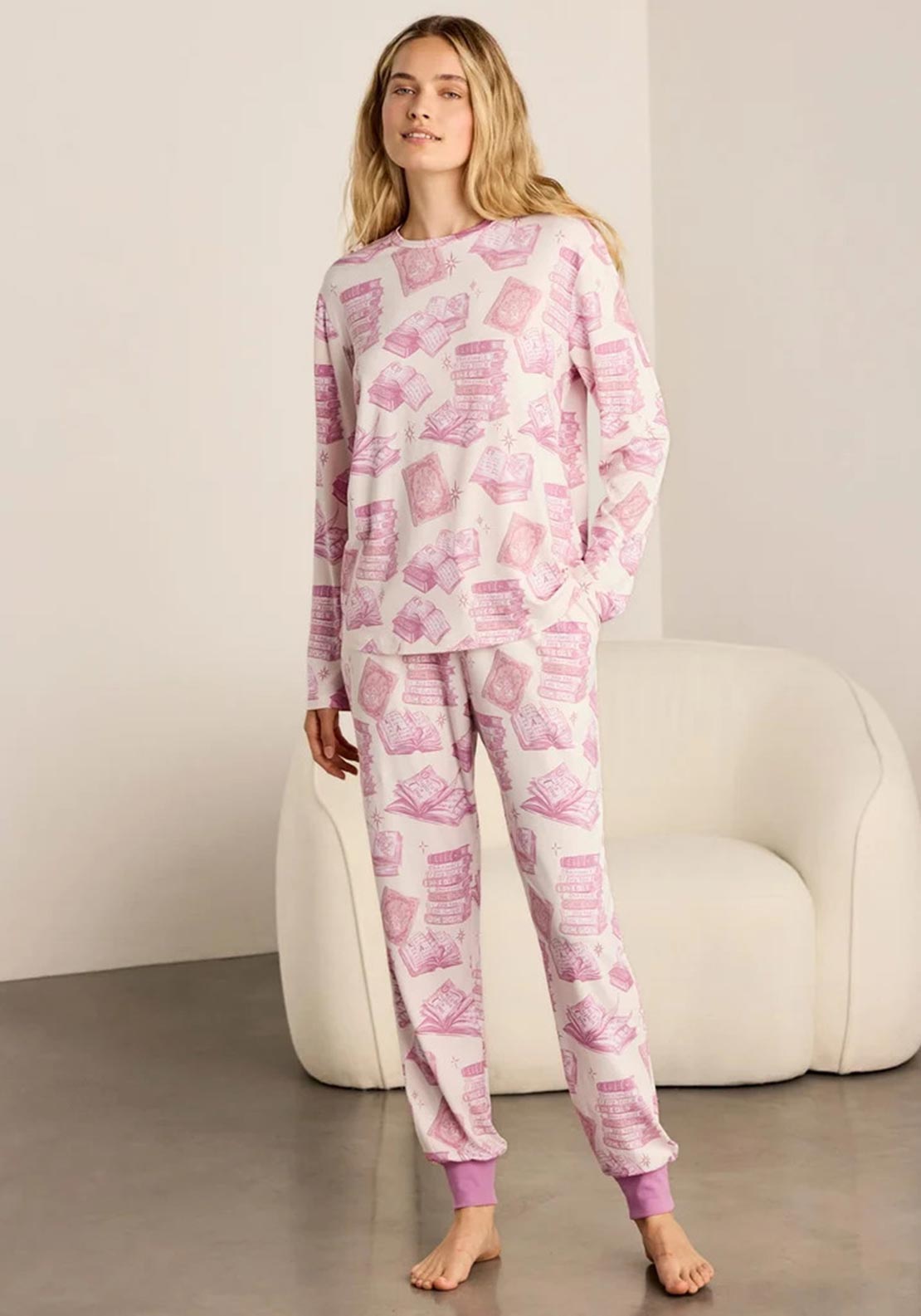 Chelsea Peers Bedtime Stories Print Pyjama Set, Pink