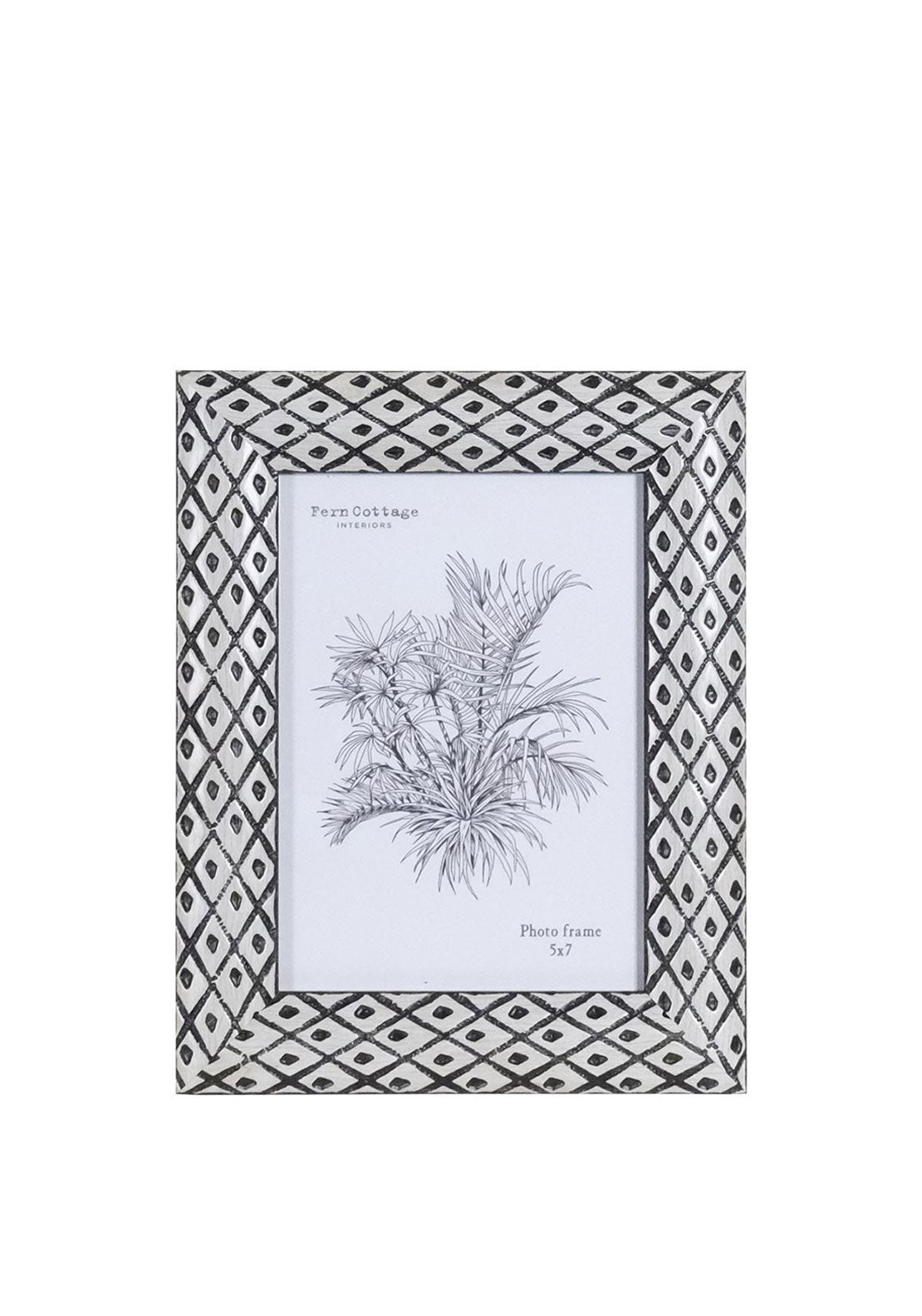 BLACK &amp; WHITE PHOTO FRAME 5X 7