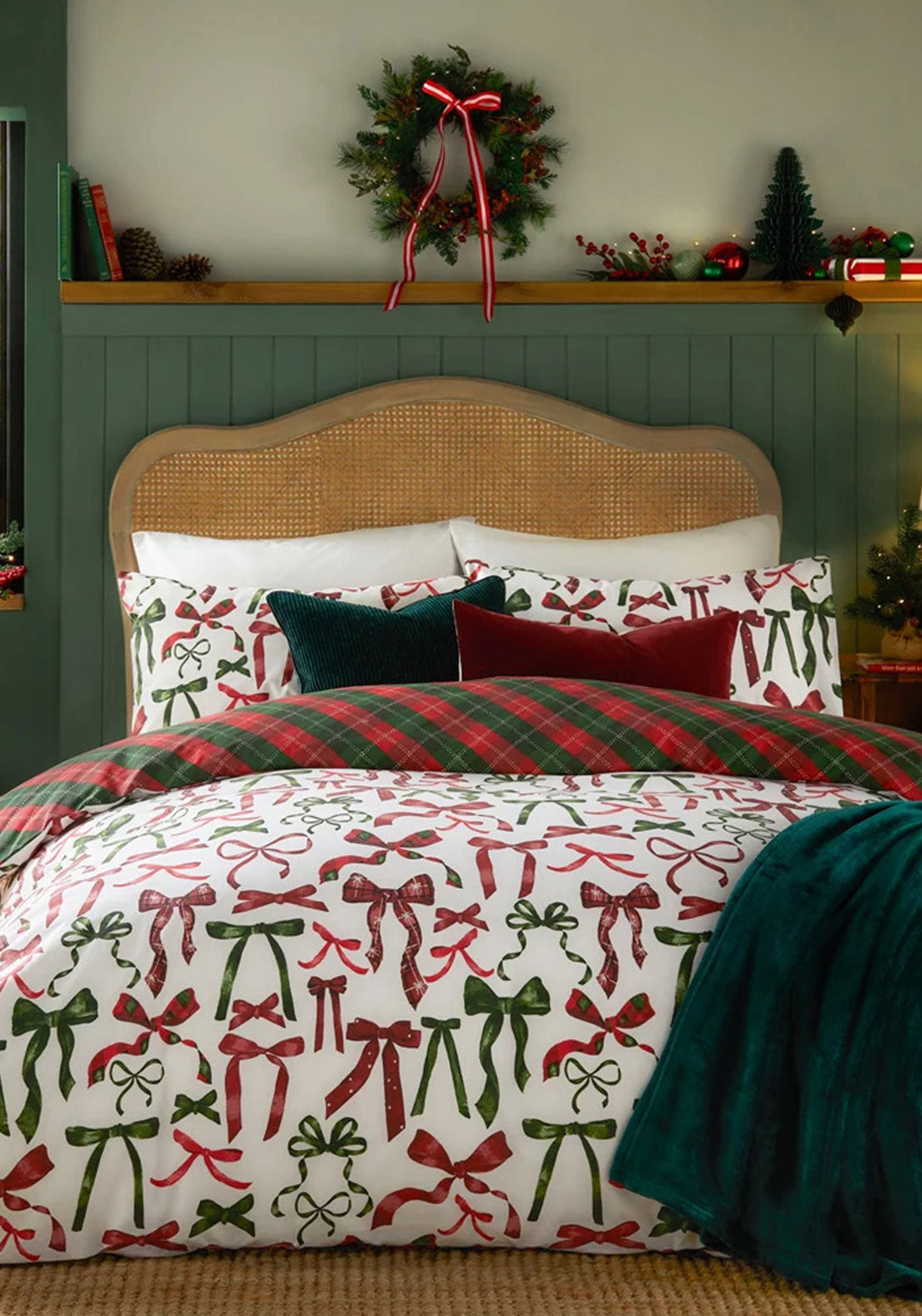 NATHALIE FESTIVE BOWS PRINTED DC BERRY