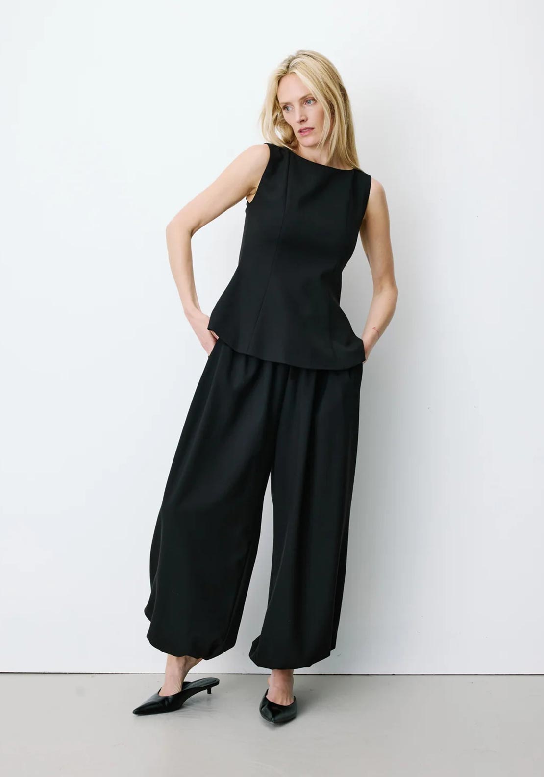 Grace & Mila Argent Sleeveless Top, Black