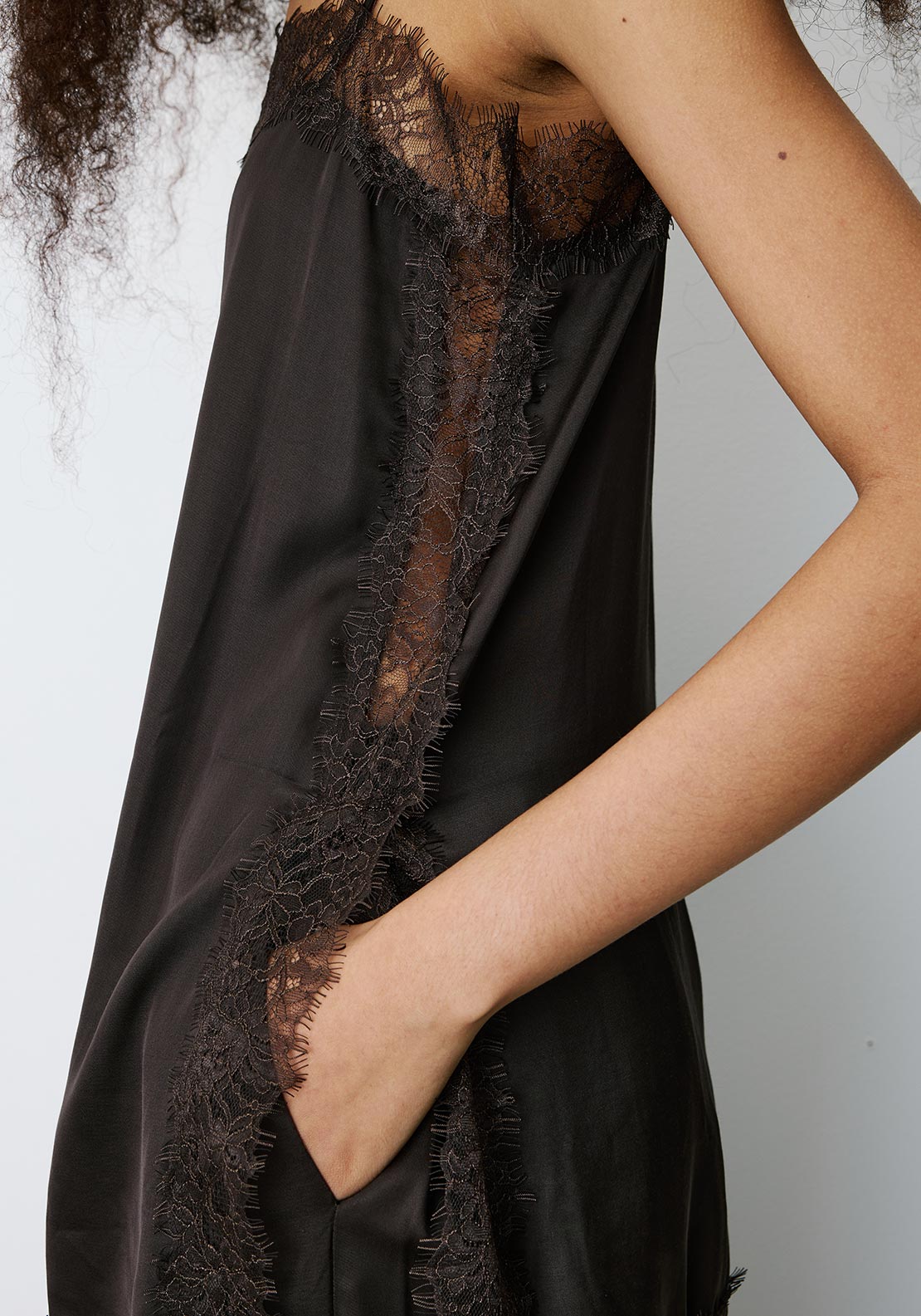 Grace & Mila Blossom Lace Detail Top, Brown