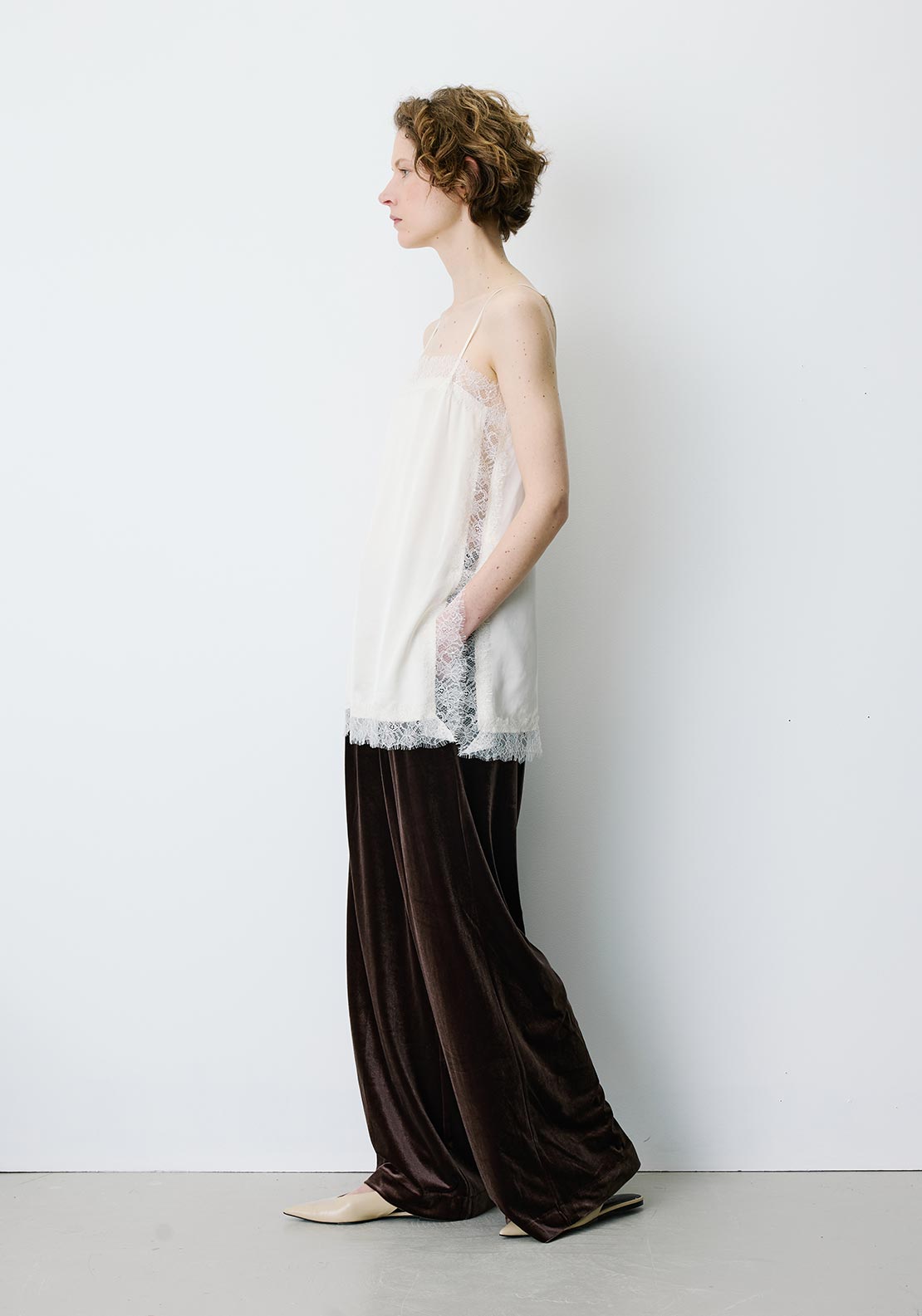 Grace & Mila Blossom Lace Detail Top, Off-White