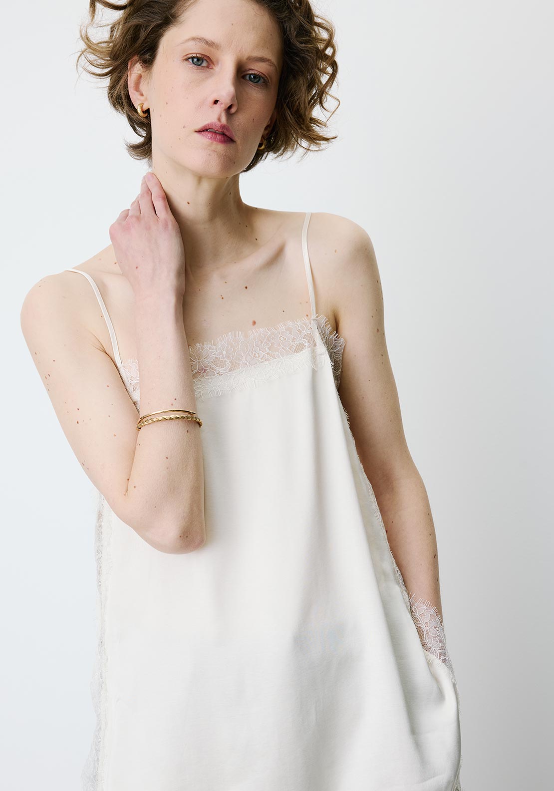 Grace & Mila Blossom Lace Detail Top, Off-White