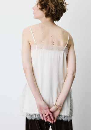Grace & Mila Blossom Lace Detail Top, Off-White