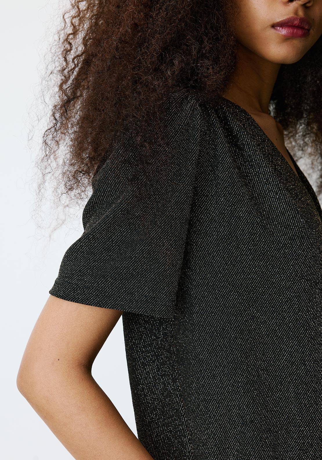Grace & Mila Basilic V Neck Lurex Top, Black & Gold