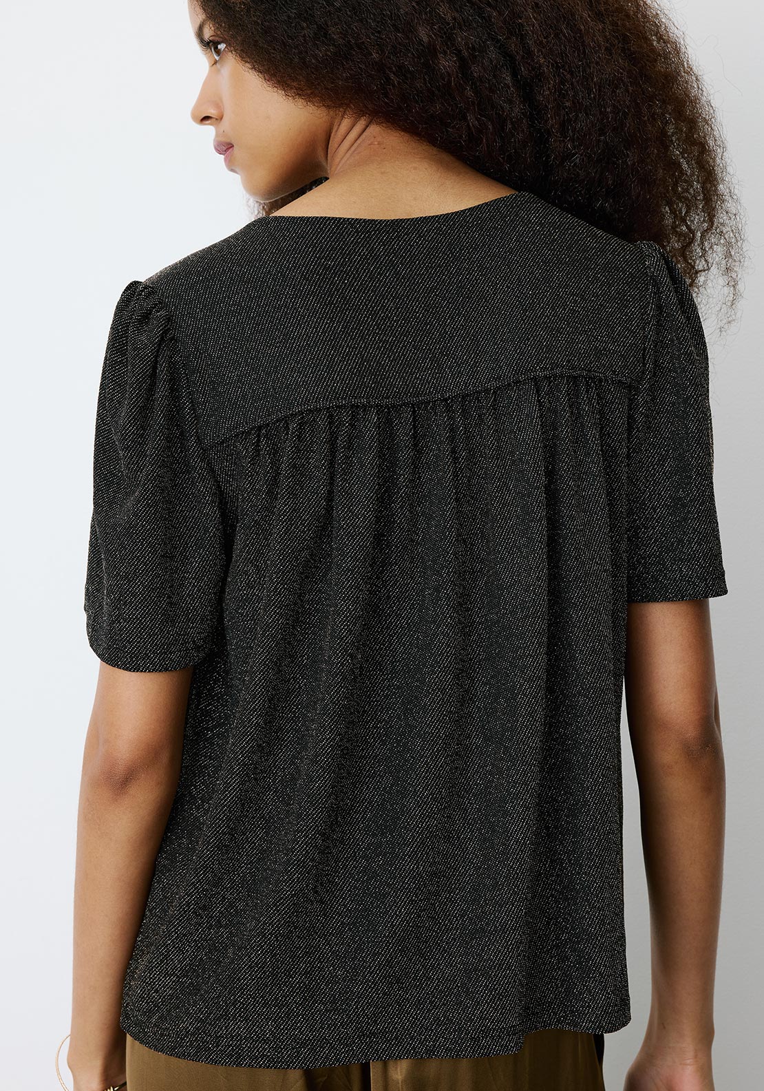 Grace & Mila Basilic V Neck Lurex Top, Black & Gold