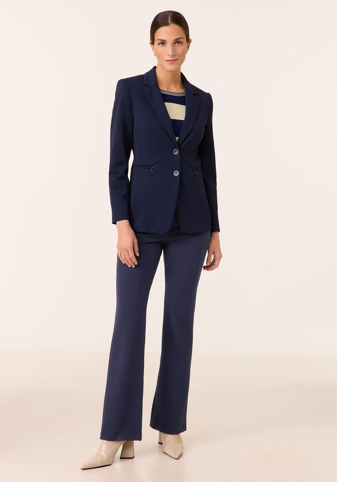 Gerry Weber Blazer classico da donna con comfort elasticizzato, a maniche lunghe, con bottoni, tinta unita, Acqua, 52