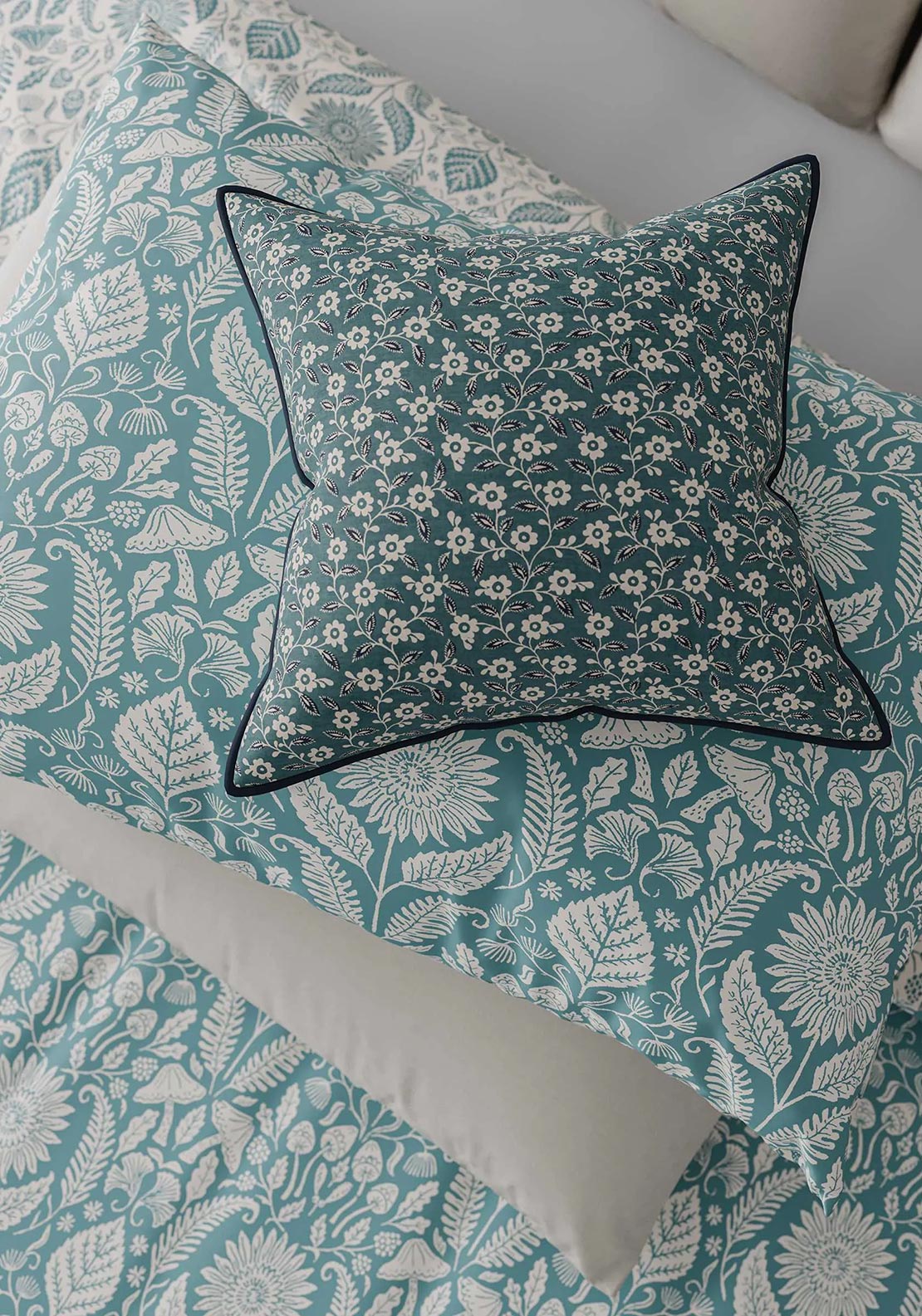 Helena Springfield Harvest Moon Sunflower Cotton Duvet Cover Set, Teal Blue