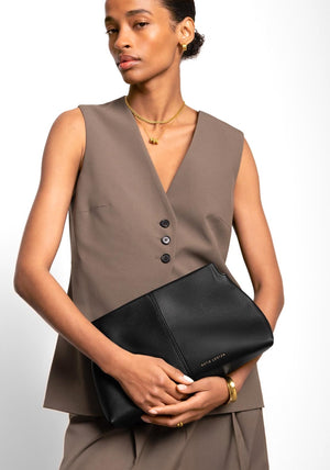 LALA CLUTCH Black