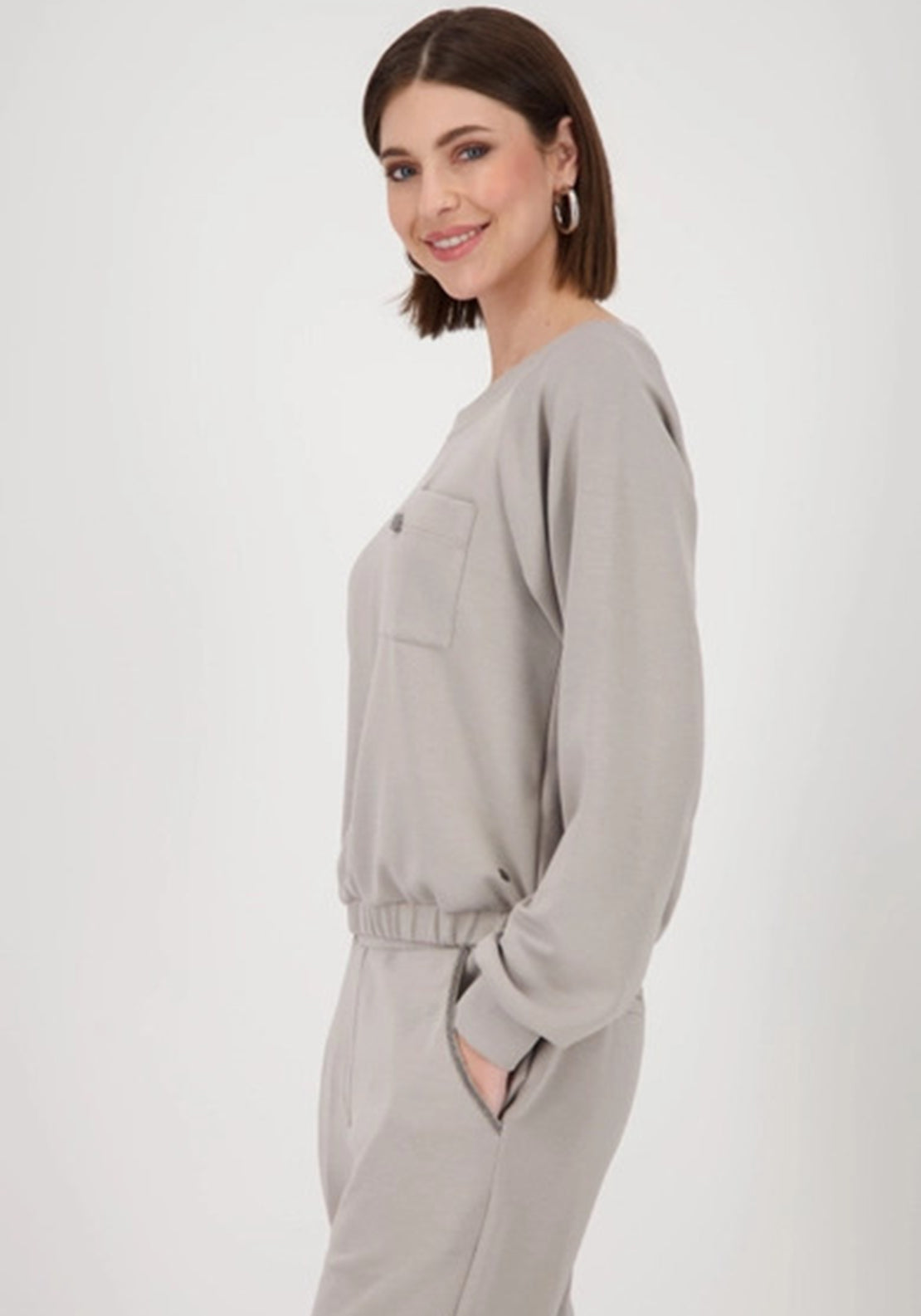 MONARI ROUNDNECK SWEATHSIRT
