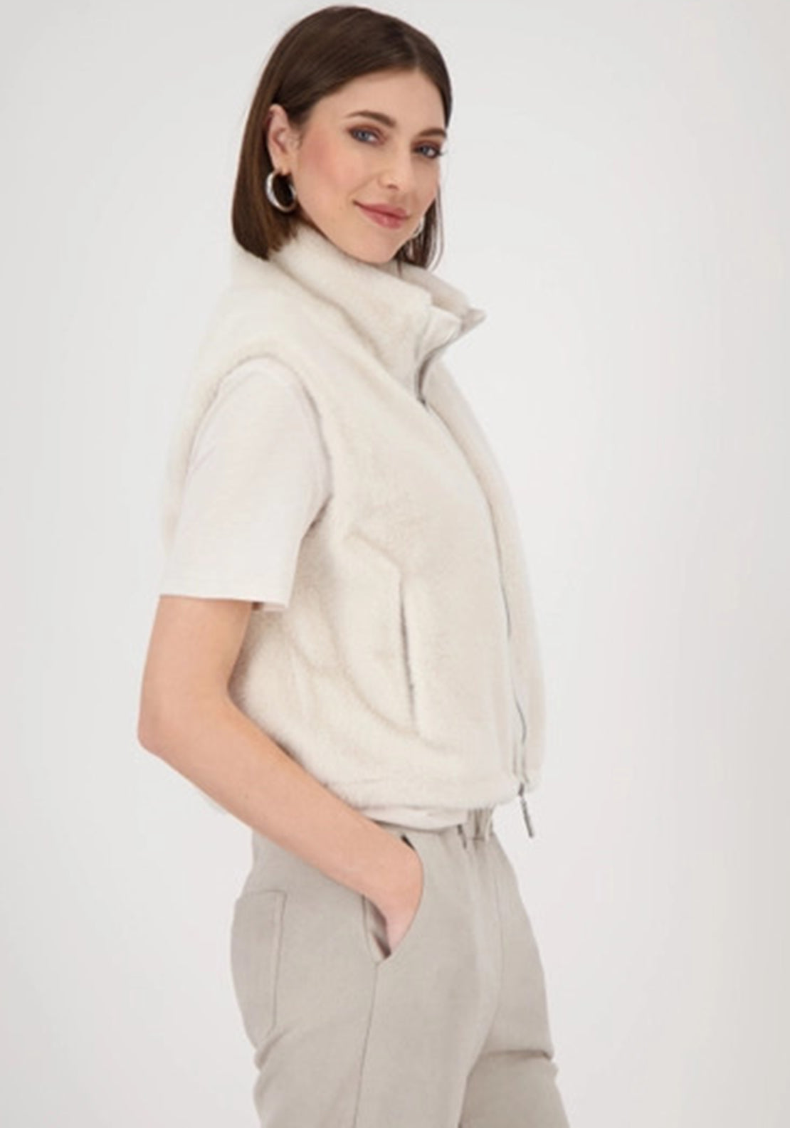 MONARI FAKE FUR WAISTCOAT