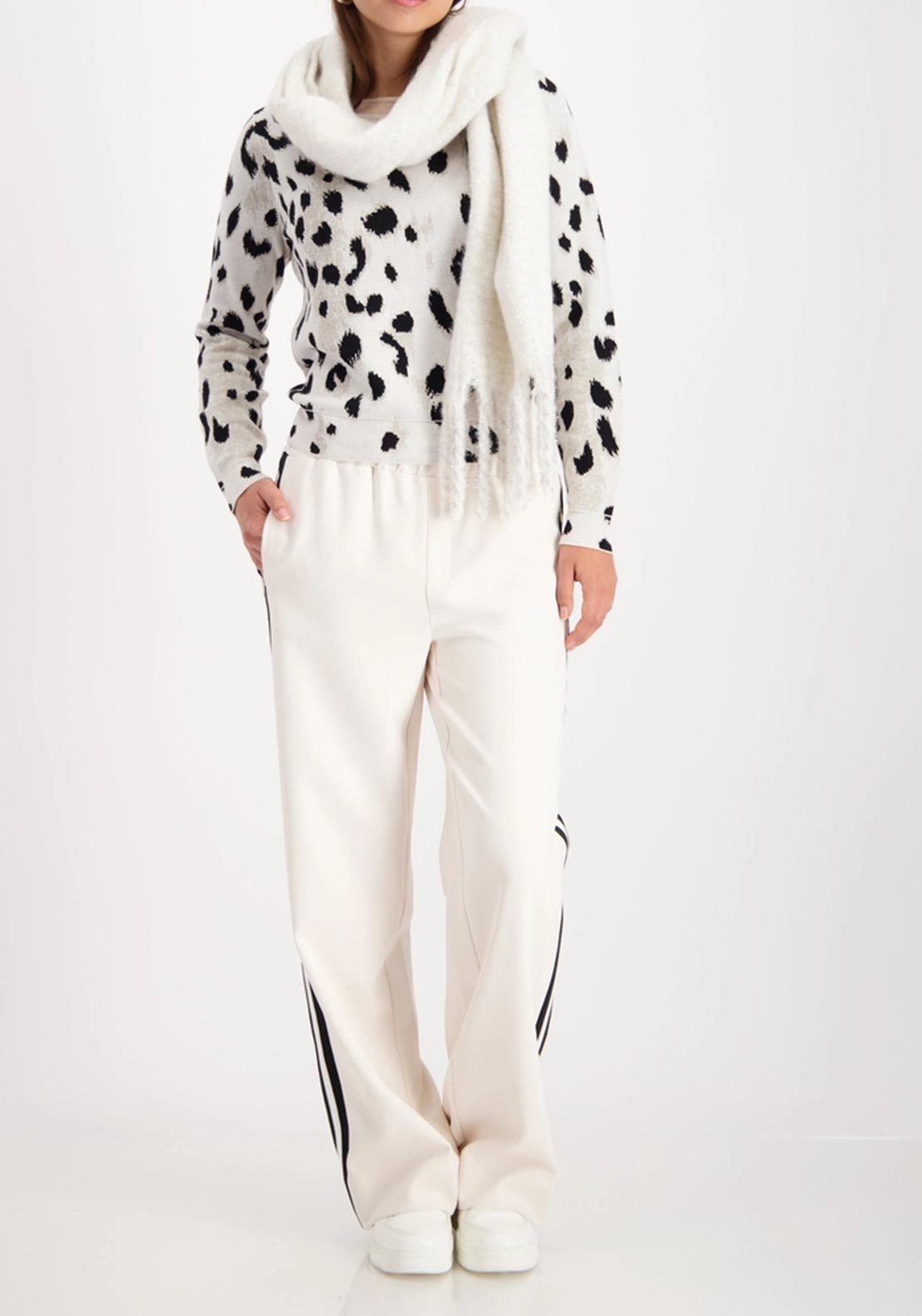 Monari Lurex Fluffy Texture Scarf, Winter White