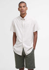 Barbour Men’s Oxtown Short Sleeve Shirt, Oatmeal