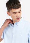 Barbour Men’s Oxtown Short Sleeve Tailored Shirt, Sky