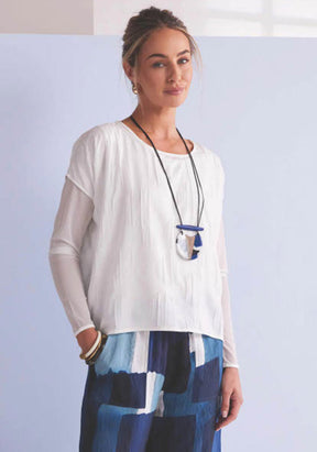 NAYA ROUND KNECK TOP