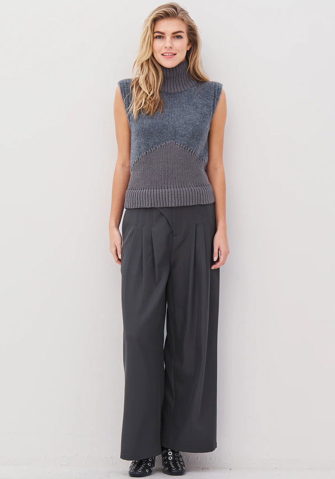 NU ARIEL TROUSERS