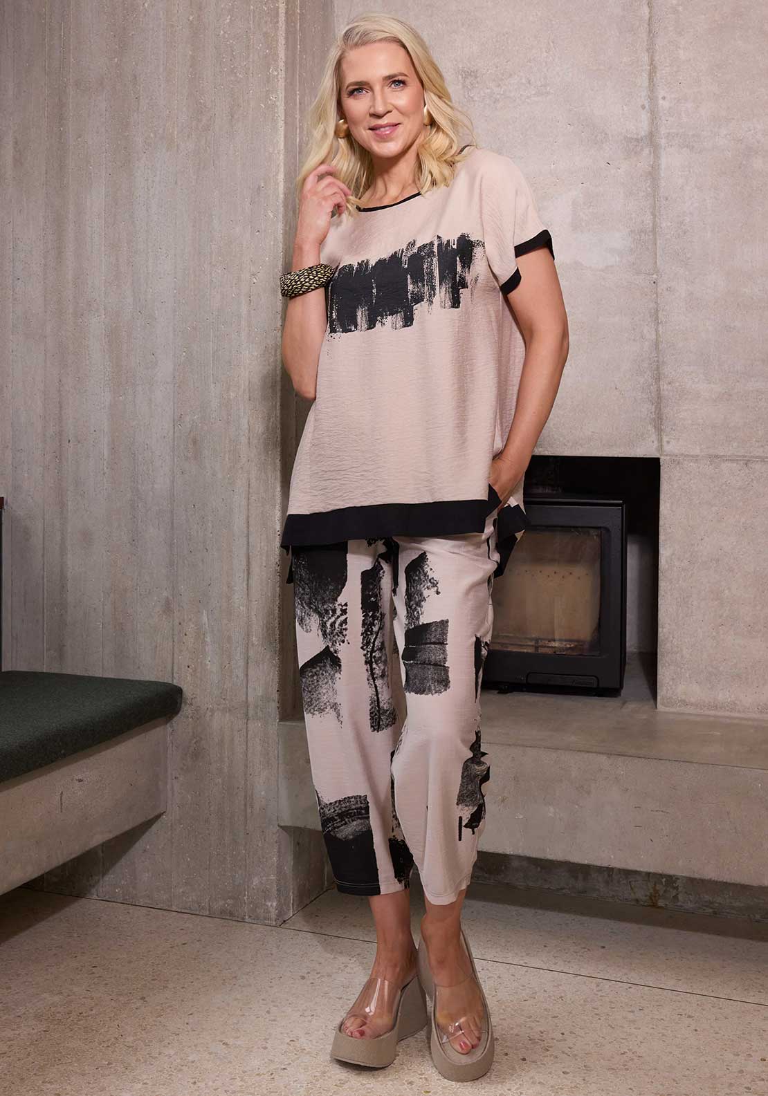 Ora Brush Stroke Barrel Trousers, Stone and Black