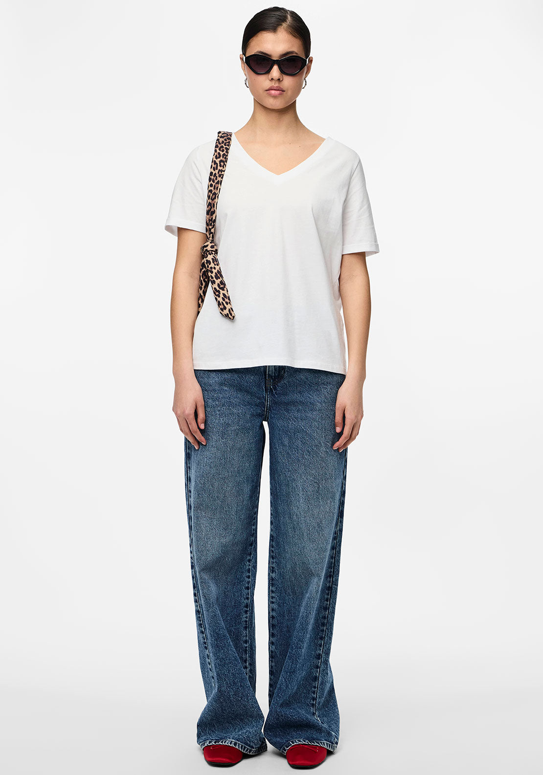 Pieces Cria Short Sleeve V Neck T-Shirt, White