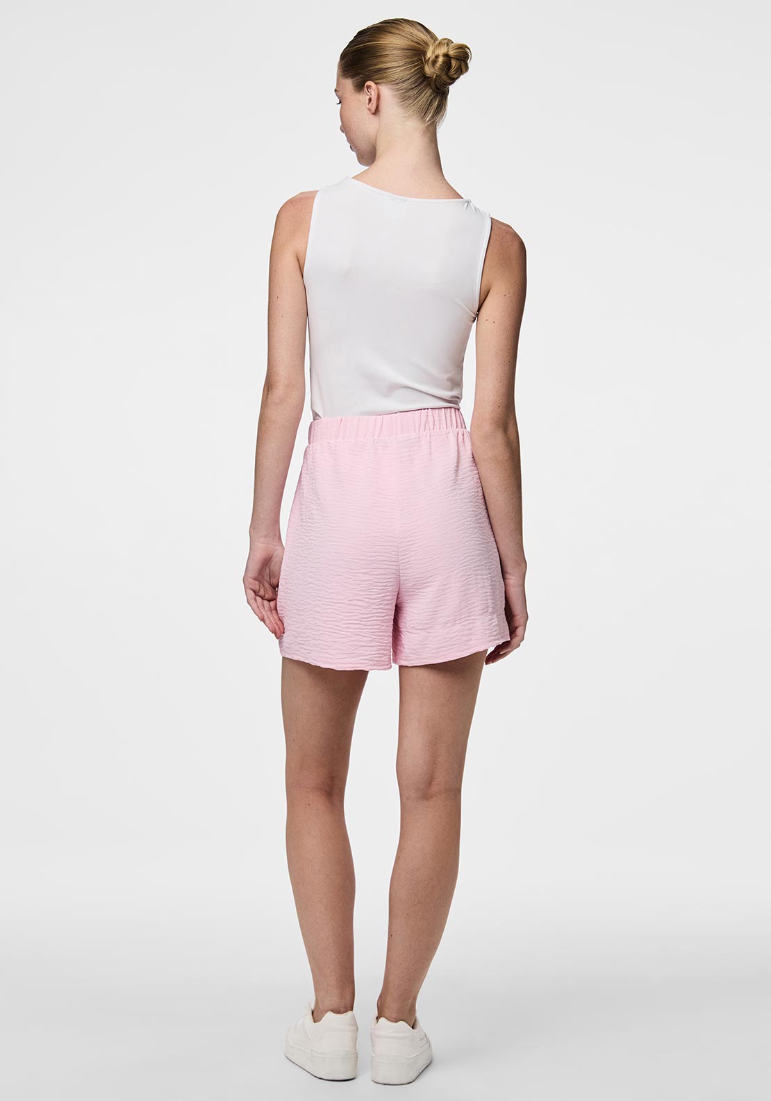Pieces Anna High Waisted Shorts, Pink