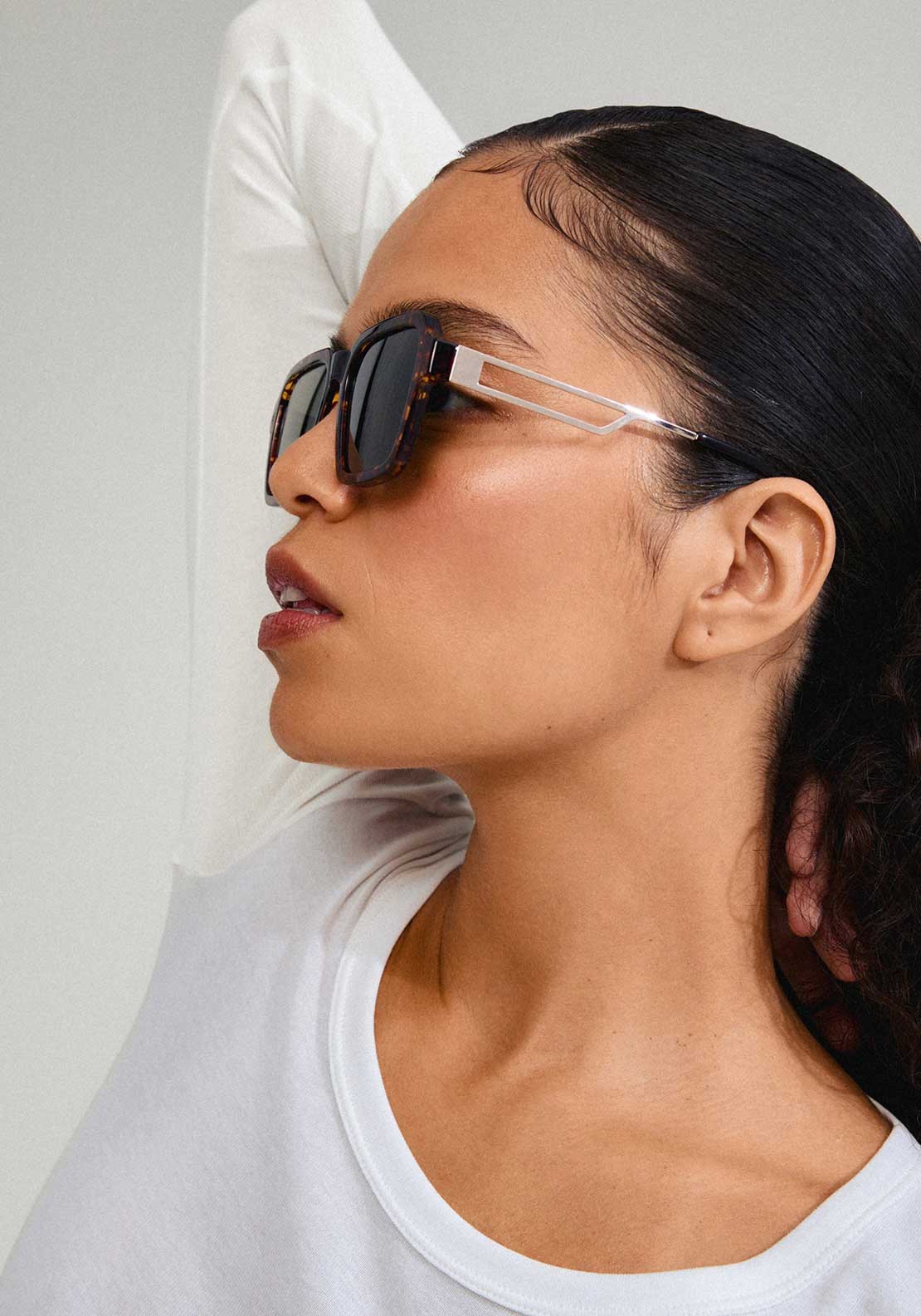 Pilgrim Addilyn Sunglasses, Brown