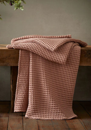 Pineapple Elephant Jaipur Chunky Waffle Cotton Throw, Pink