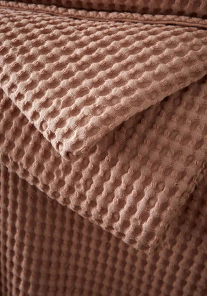 Pineapple Elephant Jaipur Chunky Waffle Cotton Throw, Pink