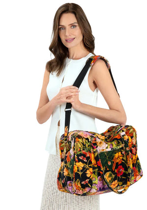MIDNIGHT POSY LUXURY WEEKEND