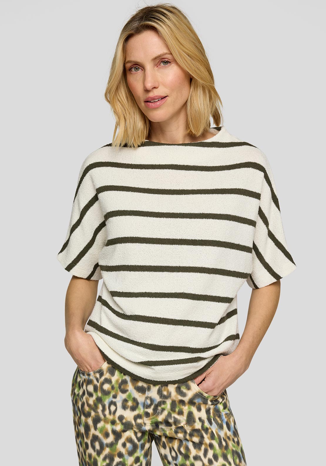 Rabe Striped Short Sleeve Sweater, White and Black