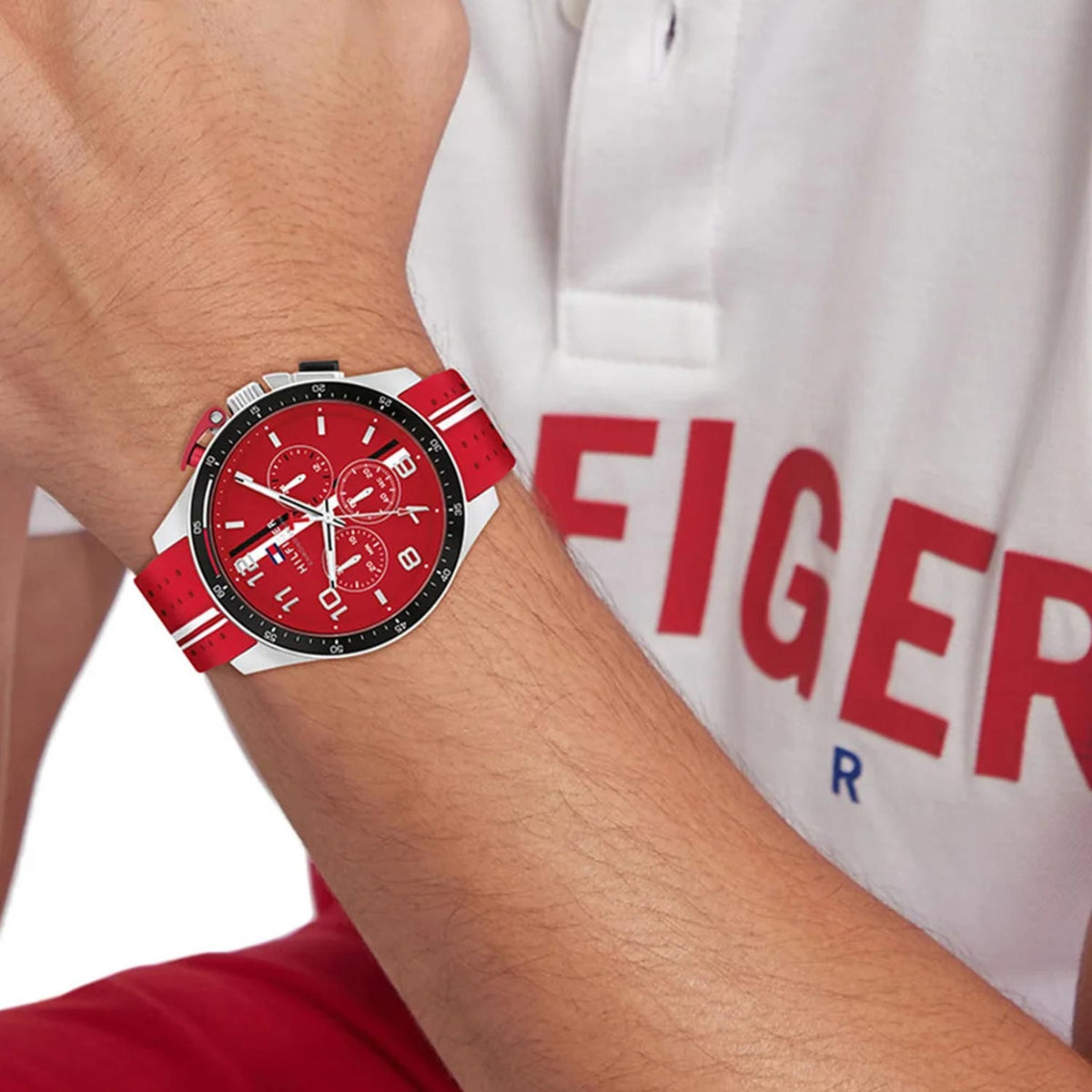 Tommy Hilfiger Men’s Chronograph Watch, Silver & Red