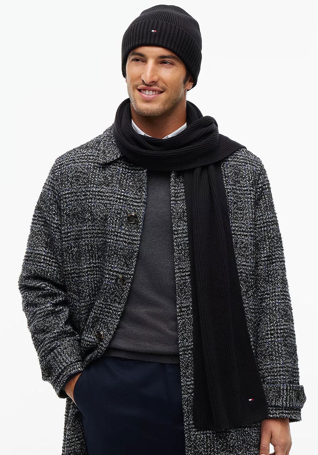 Tommy Hilfiger Flag Scarf & Beanie Gift Box, Black