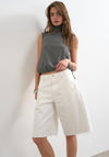 TOPSHOP Joa Denim Barrel Jorts, White