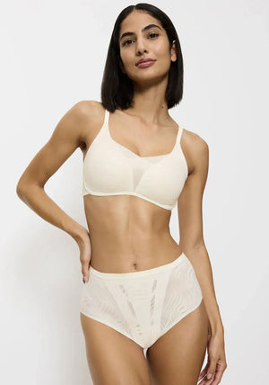 Triumph Shape Smart Ellipse Shaping Maxi Briefs, Ecru White