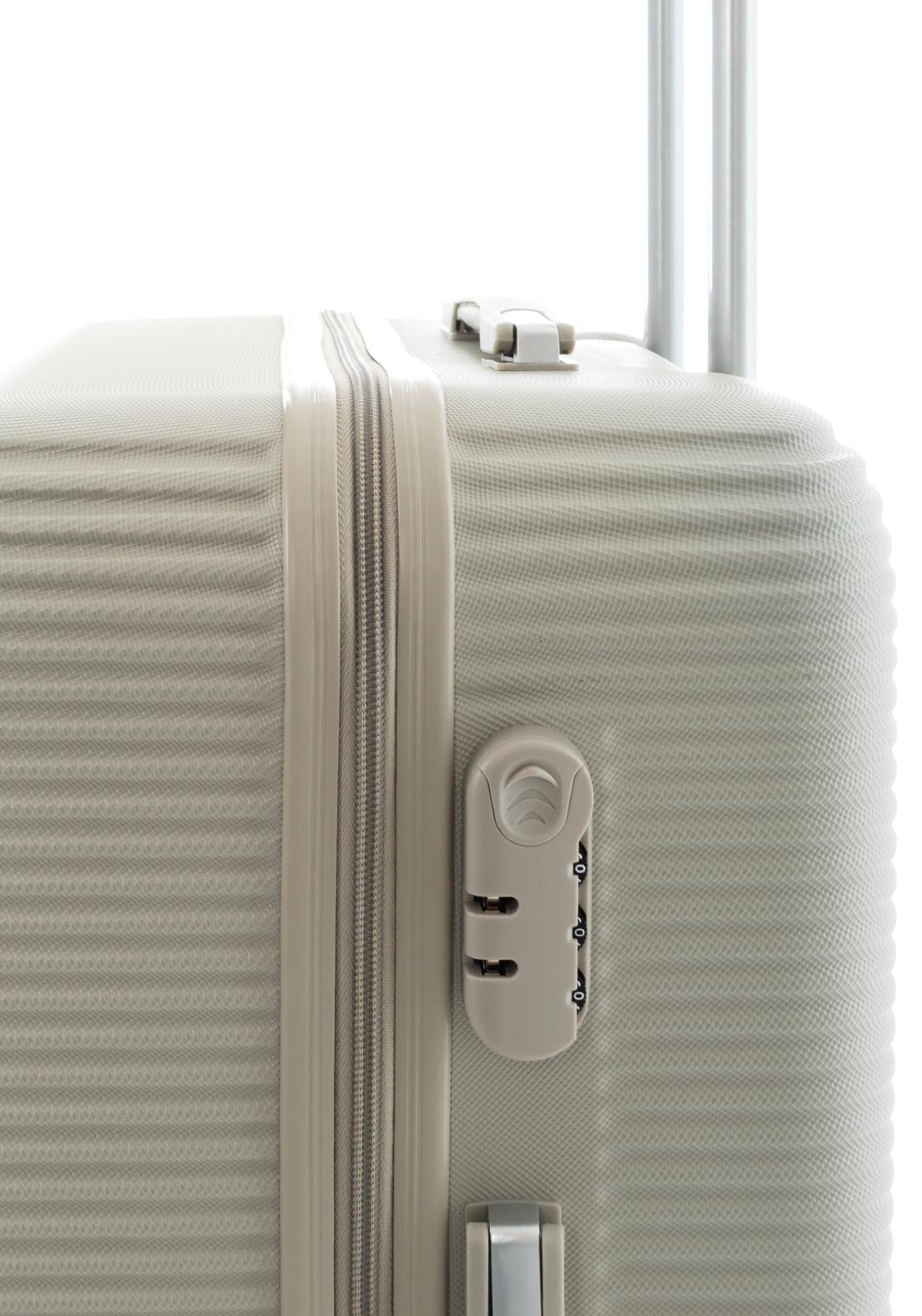 Bordlite 30” 8-Wheeler Spin Large Suitcase, Champagne