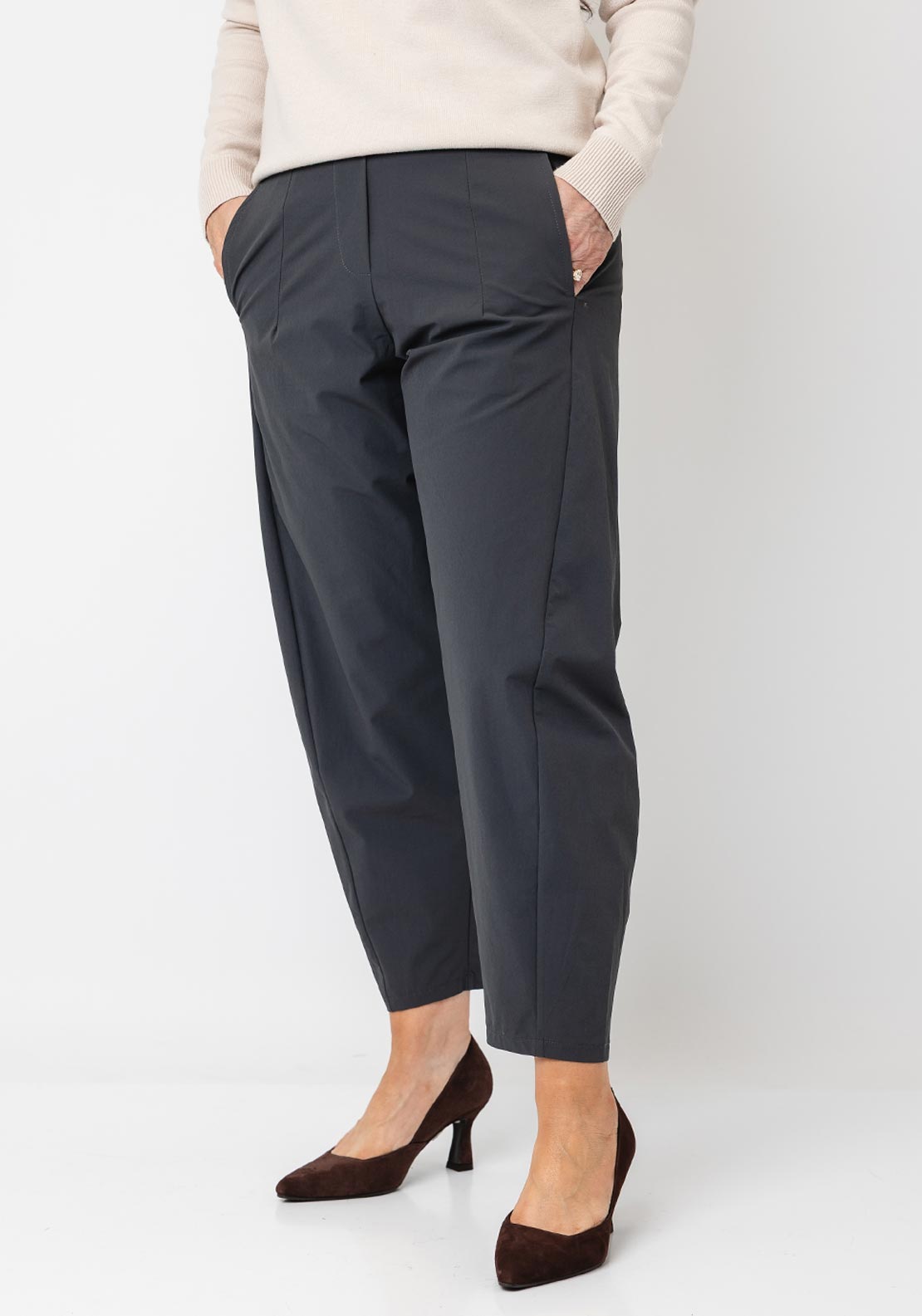 DARLING LIGHTWEIGHT CROPPED BARREL TROUS