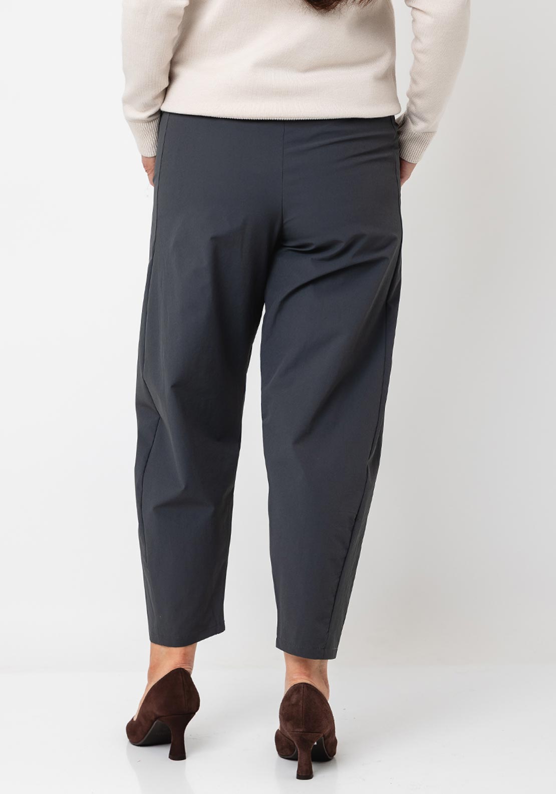DARLING LIGHTWEIGHT CROPPED BARREL TROUS