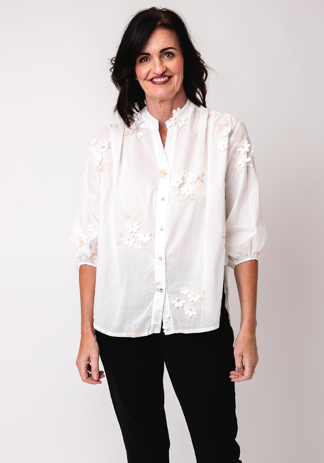 d.e.c.k by Decollage One Size 3D Flower Blouse, White