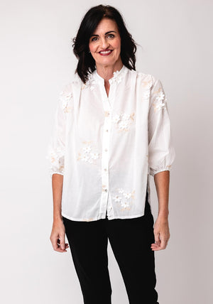 d.e.c.k by Decollage One Size 3D Flower Blouse, White