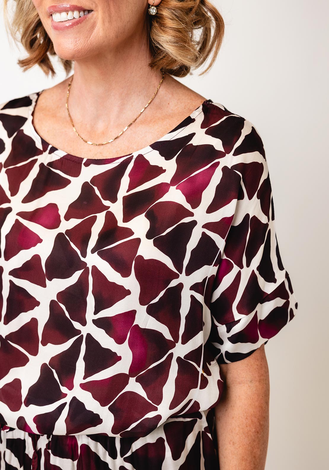 d.e.c.k by Decollage One Size Printed Top, Wine