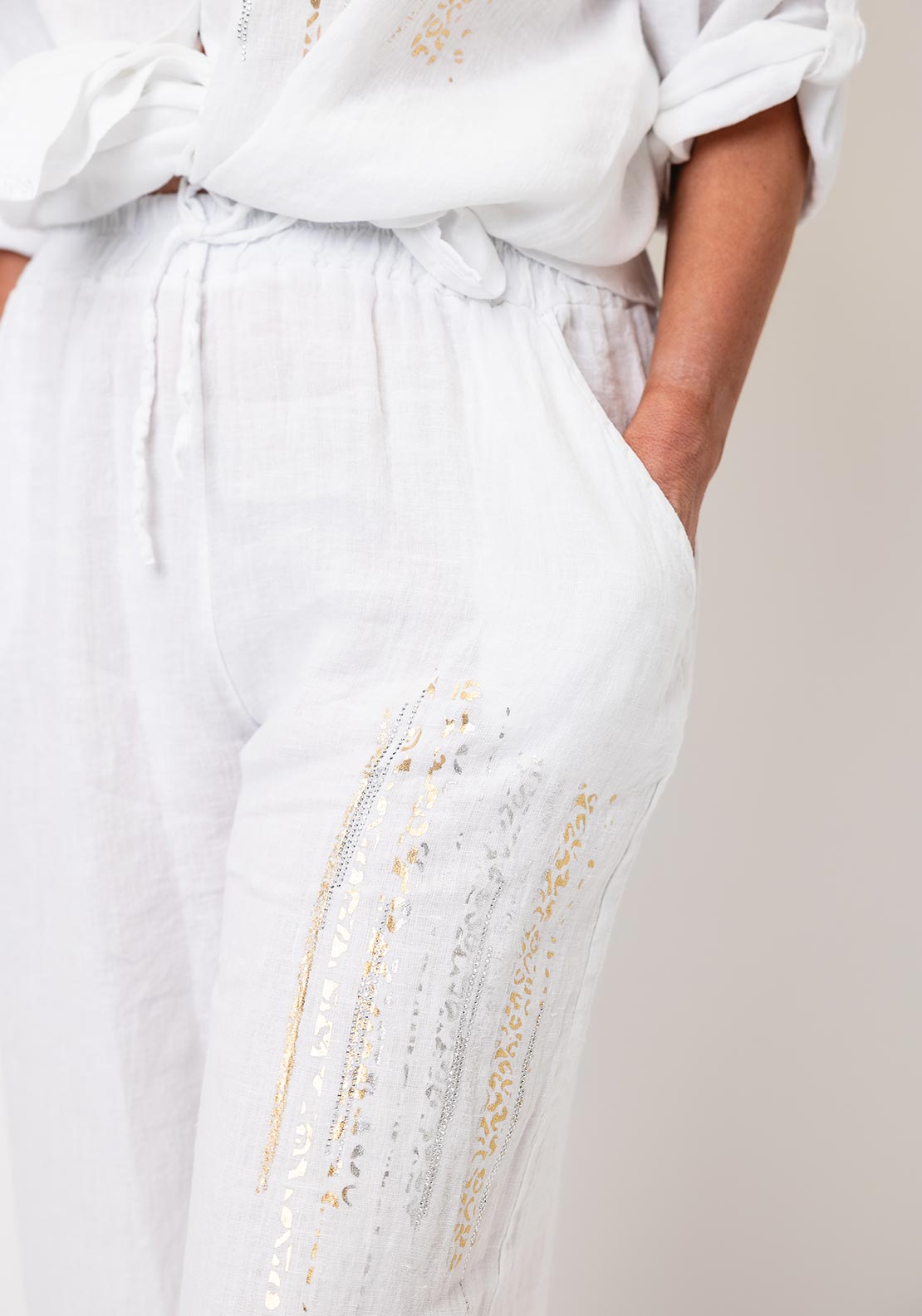 d.e.c.k by Decollage One Sized Linen Trousers, White