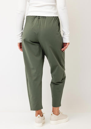 D.E.C.K by Decollage Barrel Trousers, Green