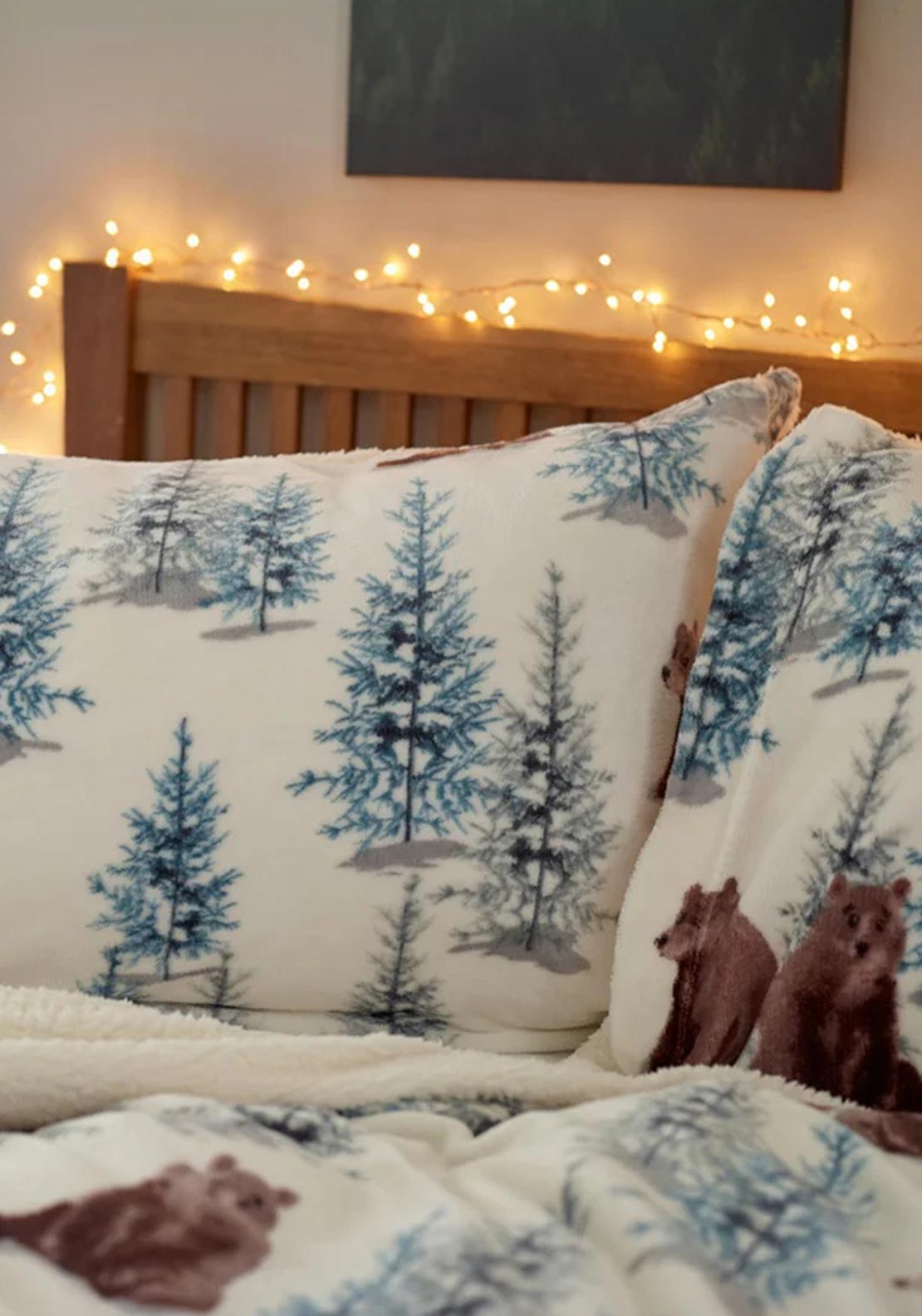 Deyongs Winter Bears Sherpa Duvet Cover Set, White & Blue