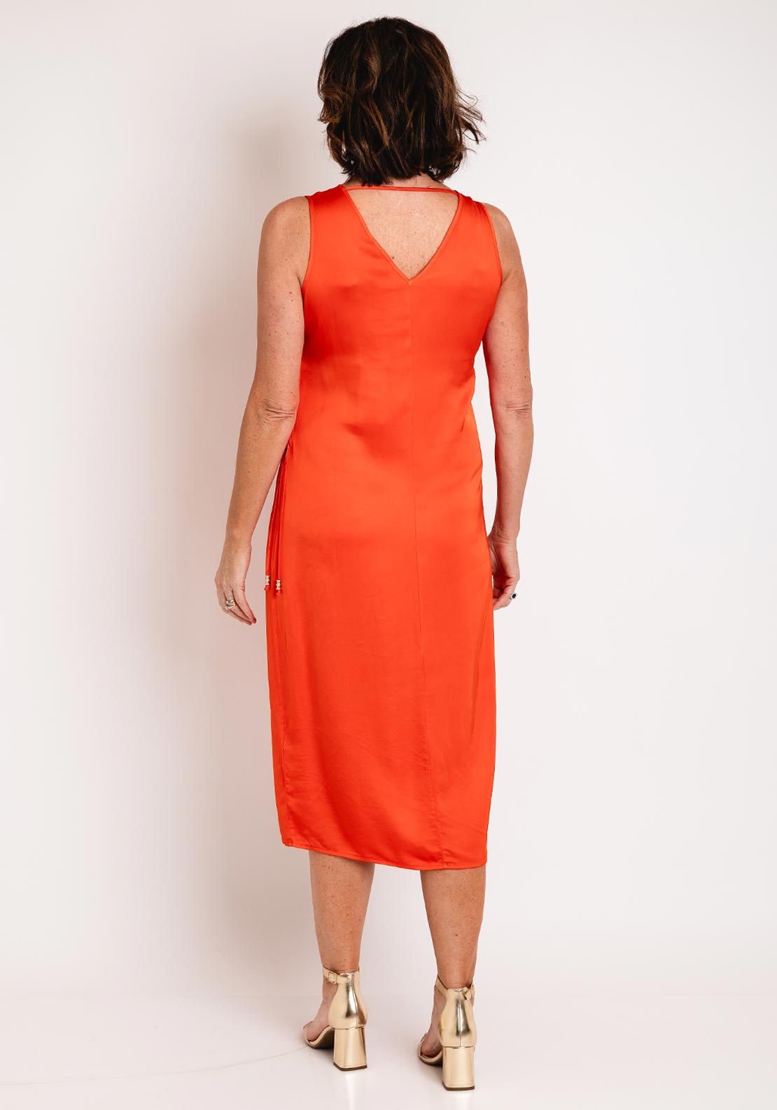 eva satin midi dress Vestido Midi De Satín Eva - Verde