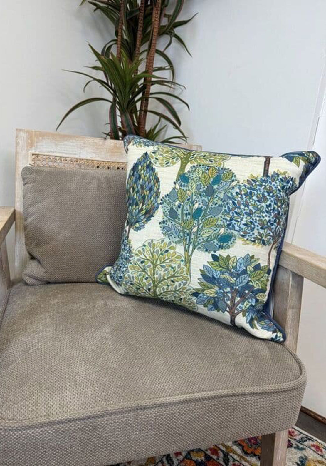 Fullshire Arbre Tree Cushion 43x43cm, Teal