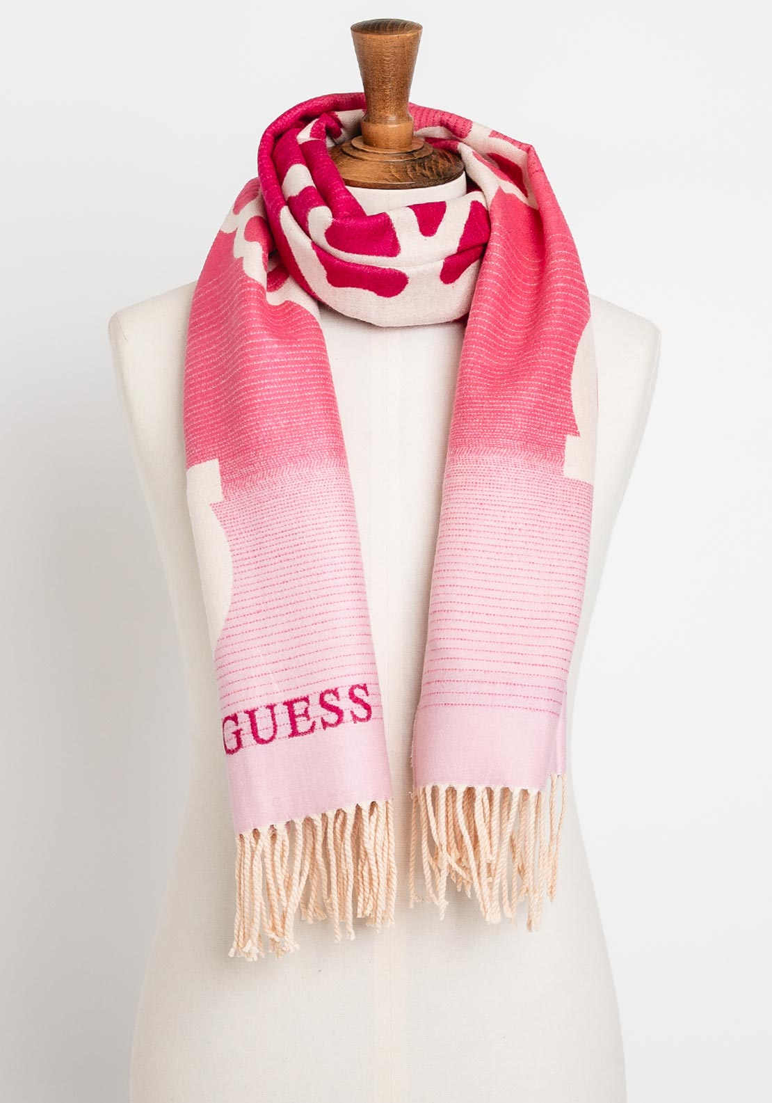 Guess Logo Scarf, Magento