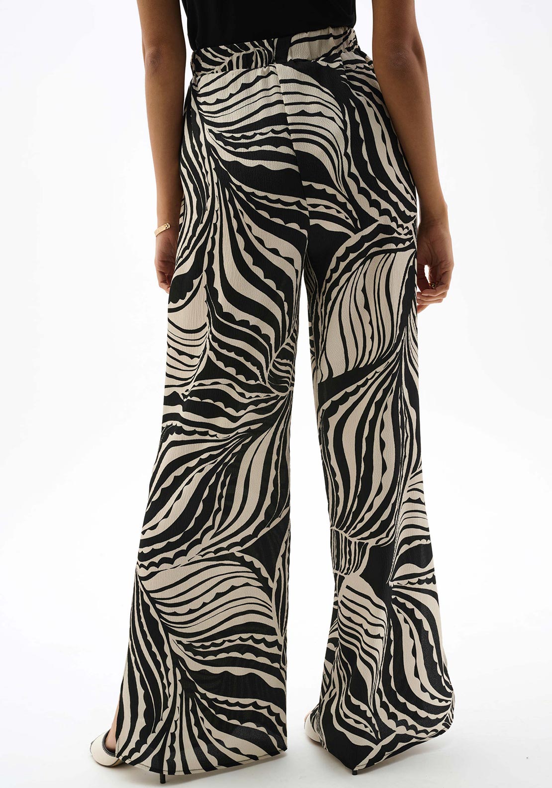 Joseph Ribkoff Abstract Print Wide Leg Trousers, Black and Off-White
