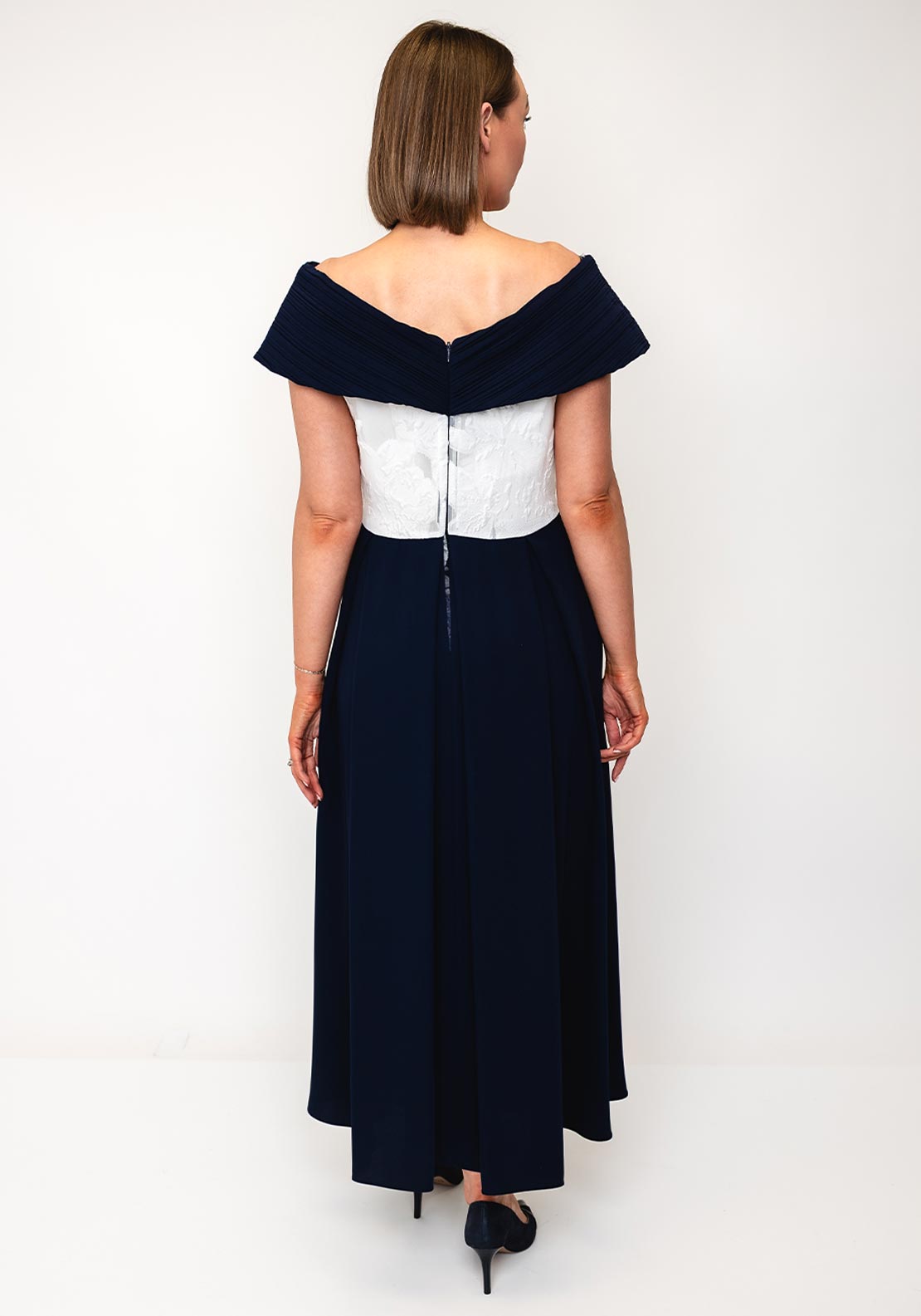 LIZABELLA DRESS