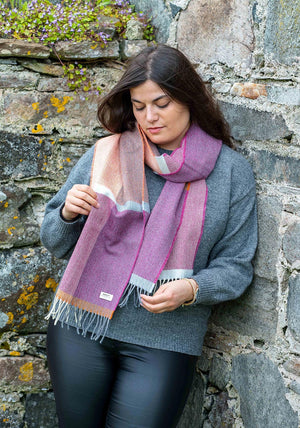 L WOOL BEETROOT AND SMOKE SCARF