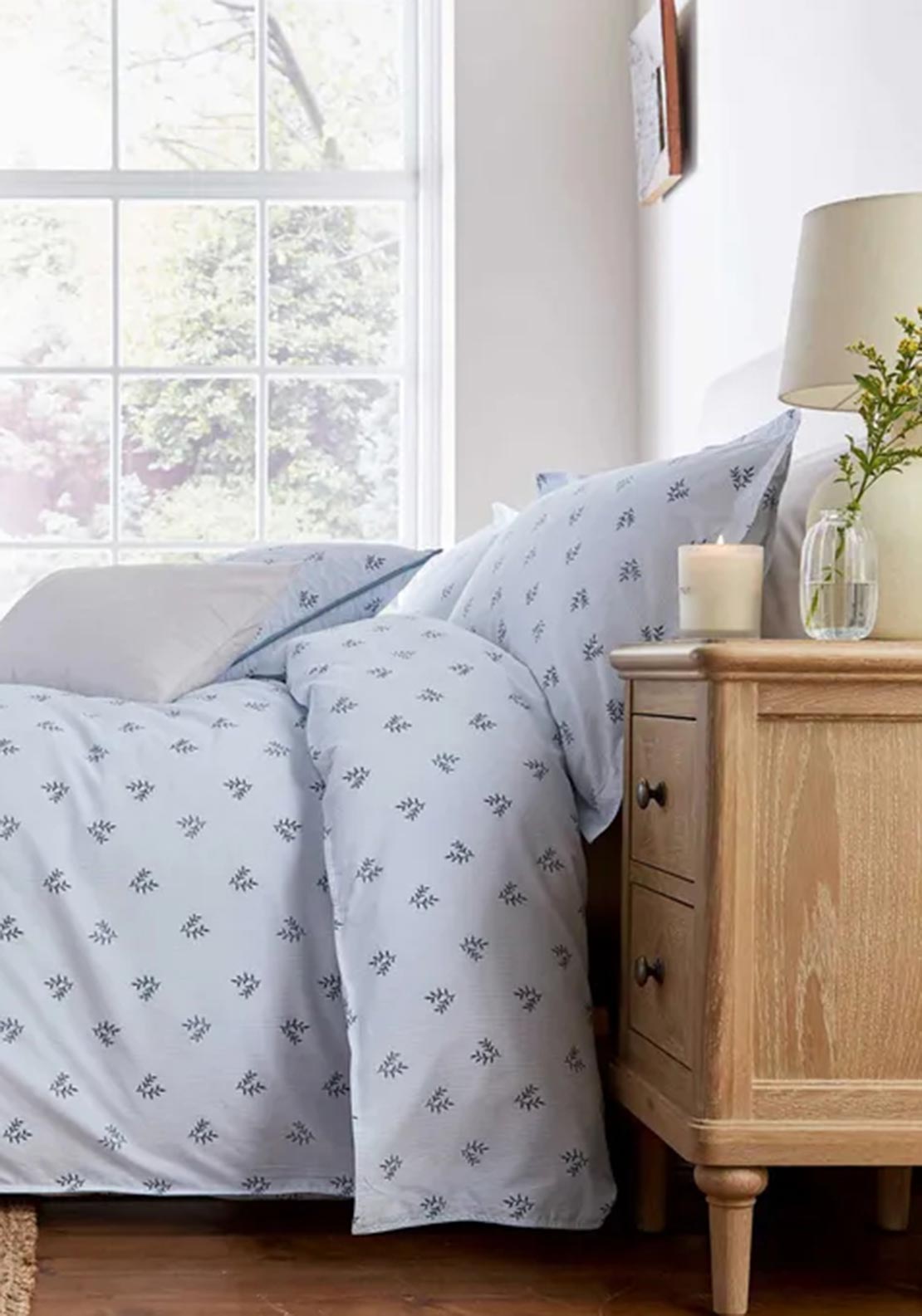 Murmur Thalia Striped Leaf Duvet Set, Ballintoy Blue