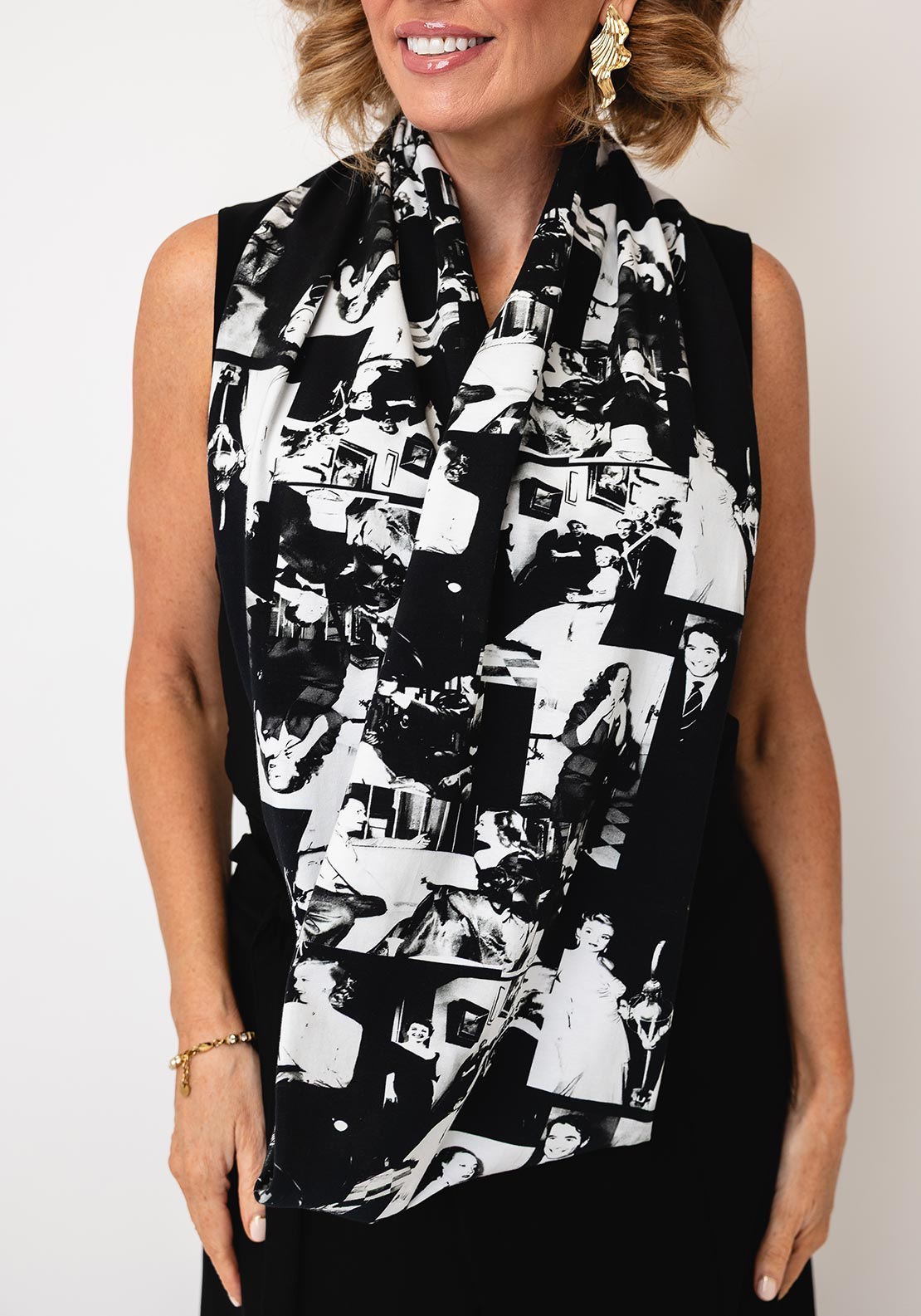 My Soul All Over Figure Print Scarf, Black
