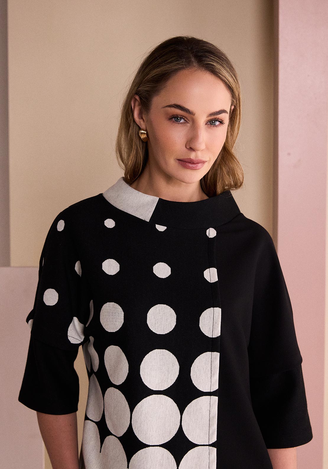 Naya Spot Border Relaxed Top, Black and Grey